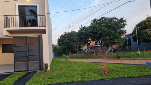 Imagen 3 de 12 de Casa Tipo Duplex A Estrenar 3 Dormitorios 1 En Suite Imprdbl