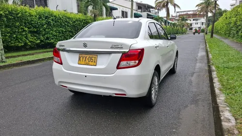 Suzuki Swift DZIRE TAM AUTOMÁTICO