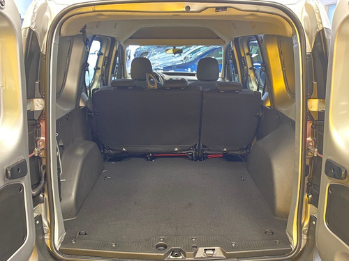 Imagen 11 de 21 de Renault Kangoo Express Confort 5a 0km (es)