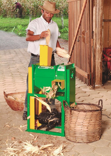 Imagem 2 de 10 de Debulhador De Milho Elétrico Trifásico 3cv Trapp Dm 50