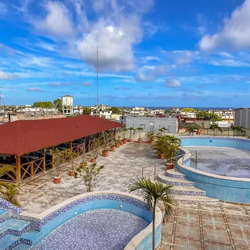 Se Vende Hotel Con 76 Hab Y 13 Locales Comerciales