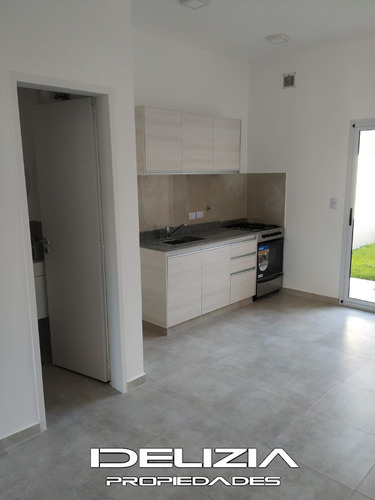 Venta De Duplex 3 Ambientes En Castelar
