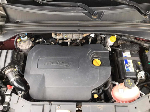 Imagem 4 de 13 de Fiat Toro Volcano At D4 Vermelho