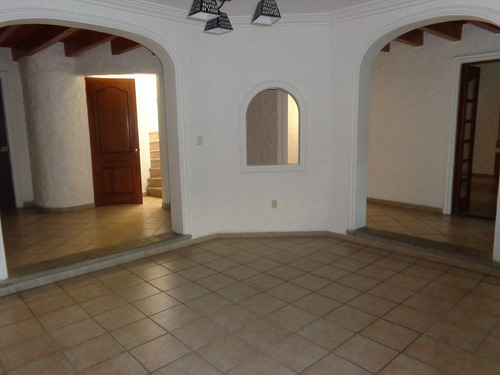 Casa En Renta Fraccionamiento Privado, En Lomas De Atzingo, Cuernavaca