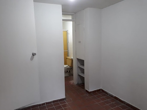 Apartaestudio En Arriendo La Rambla 279-20023