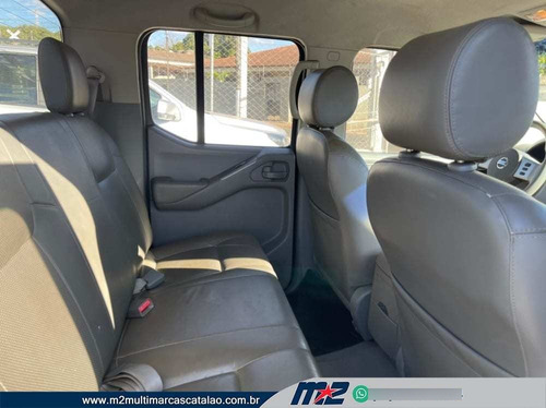 Imagem 9 de 9 de Nissan Frontier Le Cd 4x4 2.5 Tb Diesel Aut. Flex 2011
