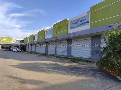 25-4710 Rahdeleste Vende Local Comercial Una Excelente Oportunidad De Inversión En Zona De Crecimiento En Cabudare, 25-4710 Av Intercomunal Muy Cercano A Mundo Traki En Centro Comercial Con Seguridad