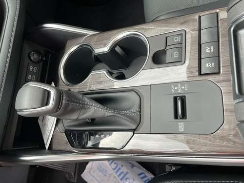 Imagen 12 de 21 de Toyota Highlander Hibrida Limited