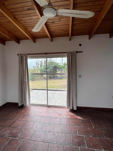 Casa, 2 Dorm, 2 Baños, Quincho Con Parrilla, Jardín, Pileta