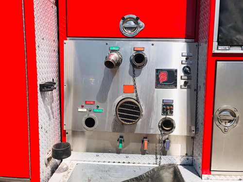 Camion De Bomberos Spartan (faltan Controles Bomba)