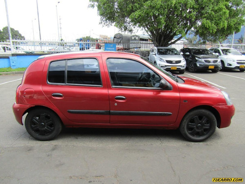 Renault Clio Sedan