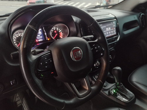 Imagem 8 de 11 de Fiat Toro Freedom 1.8 Flex Automático Couro 2018