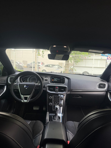 Volvo V40 2.0 R - Design T5 At