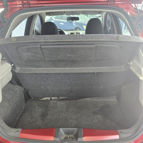 Nissan March 1.6 Advance Mt
