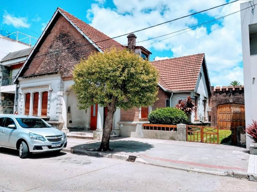 Imagen 3 de 27 de Casa En Venta En El Centro De Gualeguaychu