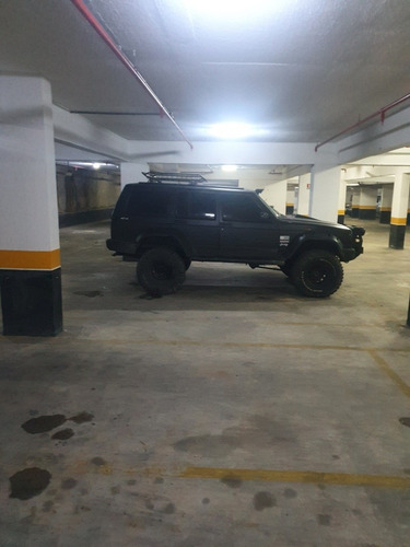 Jeep Cherokee 1998 4.0 Sport Aut. 5p
