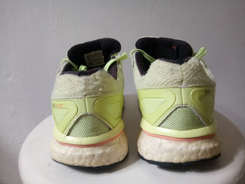 Tênis adidas Boost