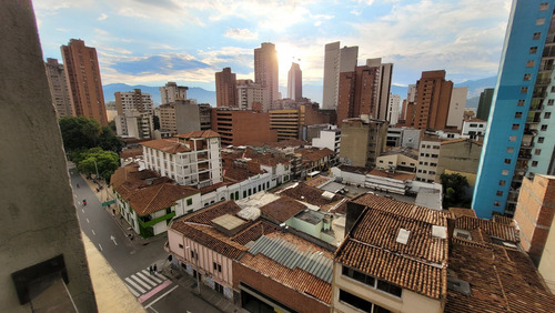 Imagen 2 de 14 de Oficina En Arriendo Medellin La Candelaria