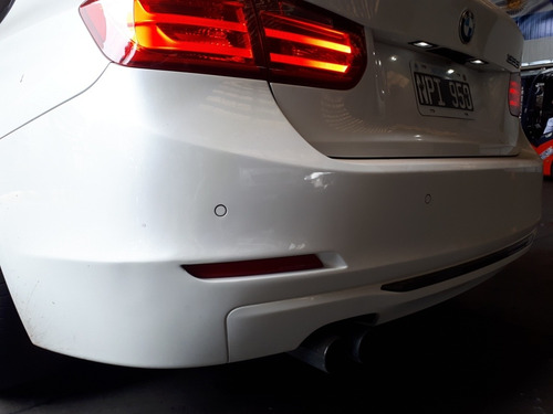 Imagen 10 de 15 de Bmw Serie 3 2014 2.0 328i Sedán Sport 245cv