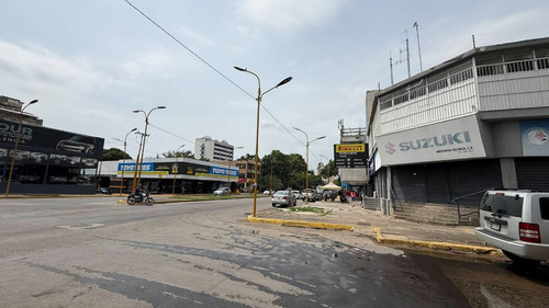 Meb Venta Local De Esquina Avenida Bolivar Norte Valencia 281431