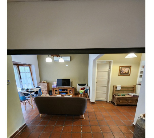 Imagen 11 de 22 de Venta - Excelente Casa En Calle Chimondegui Al 800