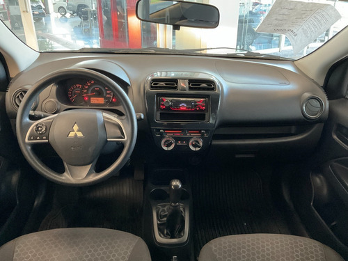 Imagen 5 de 15 de Mitsubishi Mirage Lx 2016