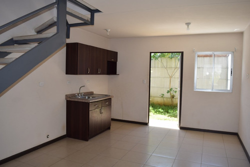 Imagen 7 de 17 de Condominio Hacienda Las Flores, San Pablo De Heredia, Con 2 Habitaciones, Patio. Como Nueva