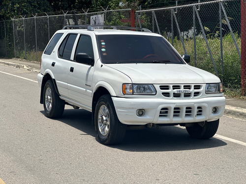 Isuzu Rodeo 2001 V6 4x4