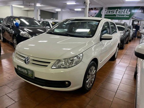 Volkswagen Voyage 1.0 MI 8V FLEX 4P MANUAL