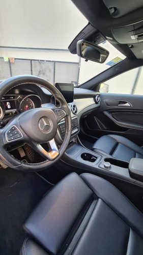 Imagen 8 de 9 de Mercedes Benz Gla-200