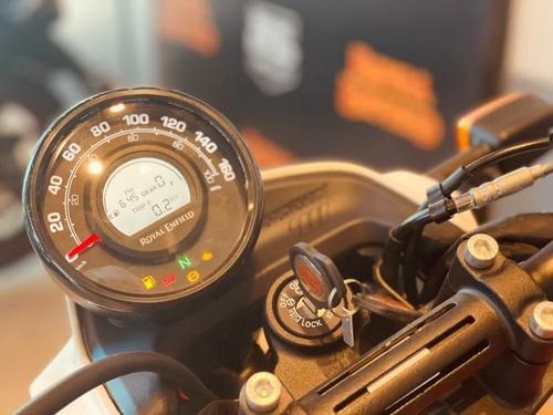 Imagen 23 de 25 de Royal Enfield Scram 411 0km