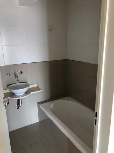 Imagen 7 de 14 de Departamento Venta 3 Ambientes Moron Centro