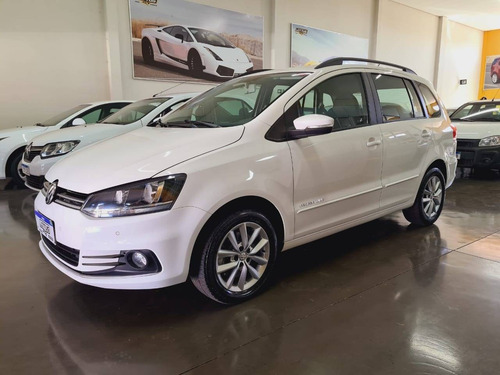 Imagem 1 de 9 de Volkswagen Spacefox 1.6 Msi Comfortline 8v Flex 4p Manual