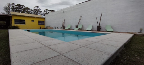 Casa Con Piscina. Alquiler Temporal En Federación. Entre Rios La Amarilla