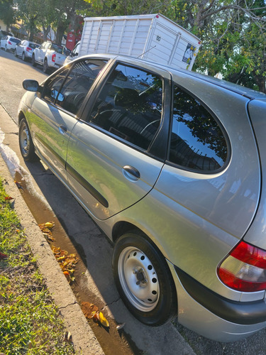 Renault Scénic 1.6 Authentique