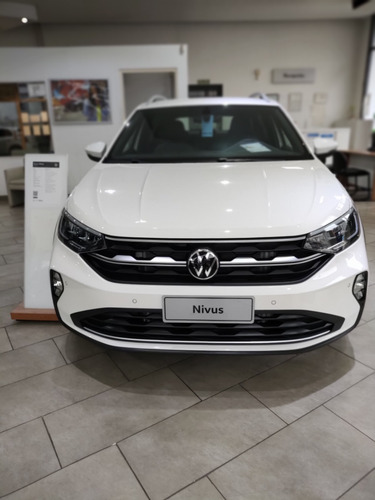 Imagen 8 de 25 de Volkswagen Nivus 170 Tsi Mt Vw