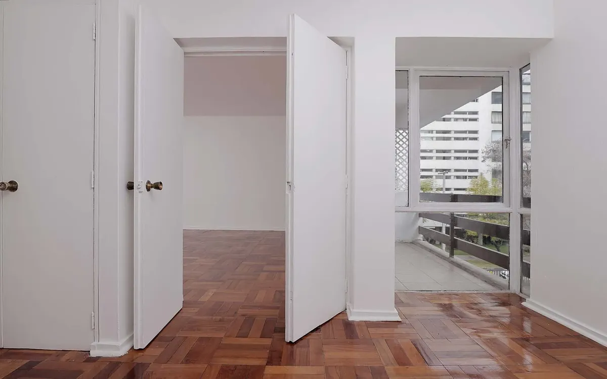 Imagen 3 de 18 de 2d + Escritorio + Parqué Vitrificado: Oportunidad En El Bosq