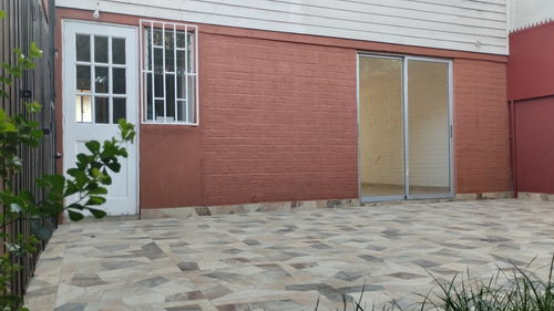 Venta Casa En Peñalolén 3d 2b 1e, Con Av .san Luis