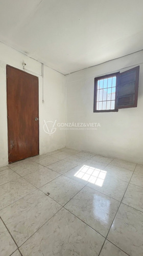 Imagen 6 de 10 de Casa 2 Dormitorios Sayago