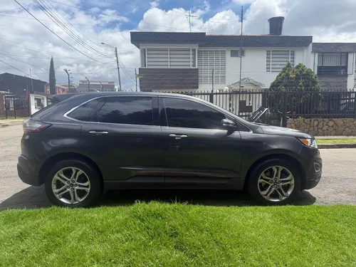 Ford Edge 2.0 Titanium