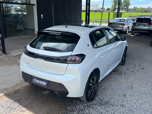 Peugeot 208 1.6 Road Trip