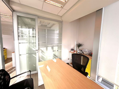 Oficina Venta 48m Est Y Bodega Metro Manuel Montt Impecable