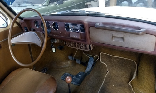 Volkswagen - Variant 1 1977 Bege Saara