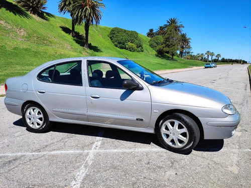 Renault Megane Expression Sedán 2008 Full, Excelente Estado.