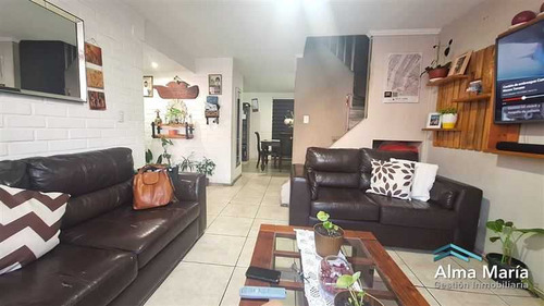 Vendo Amplia Casa En Quilicura (99696)