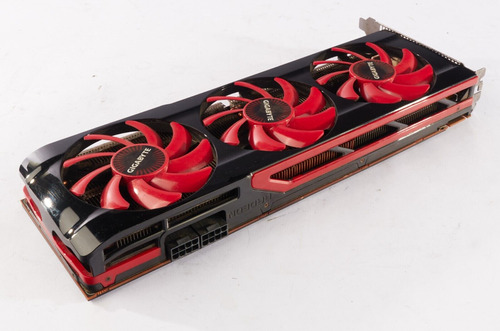 Rare Amd Radeon Hd 7990 6gb Dual Gpu Dual Crossfire - Te Vvc