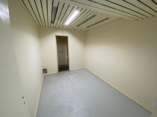 Oficinas En Alquiler - Galería Santa Fe - Córdoba 844