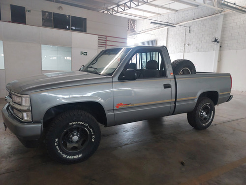 Chevrolet Silverado 4.1 Std 2P