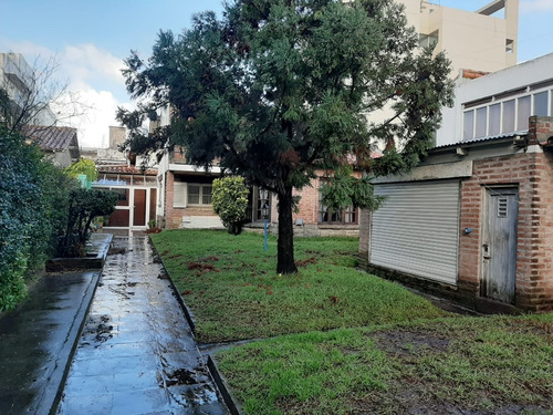 Imagen 16 de 26 de Chalet 4 Ambientes Con Departamento 2 Ambientes En Venta Mar Del Plata