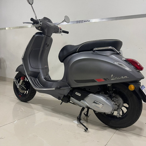 Vespa Sprint 150s 2018 Usada - 7.900 Km